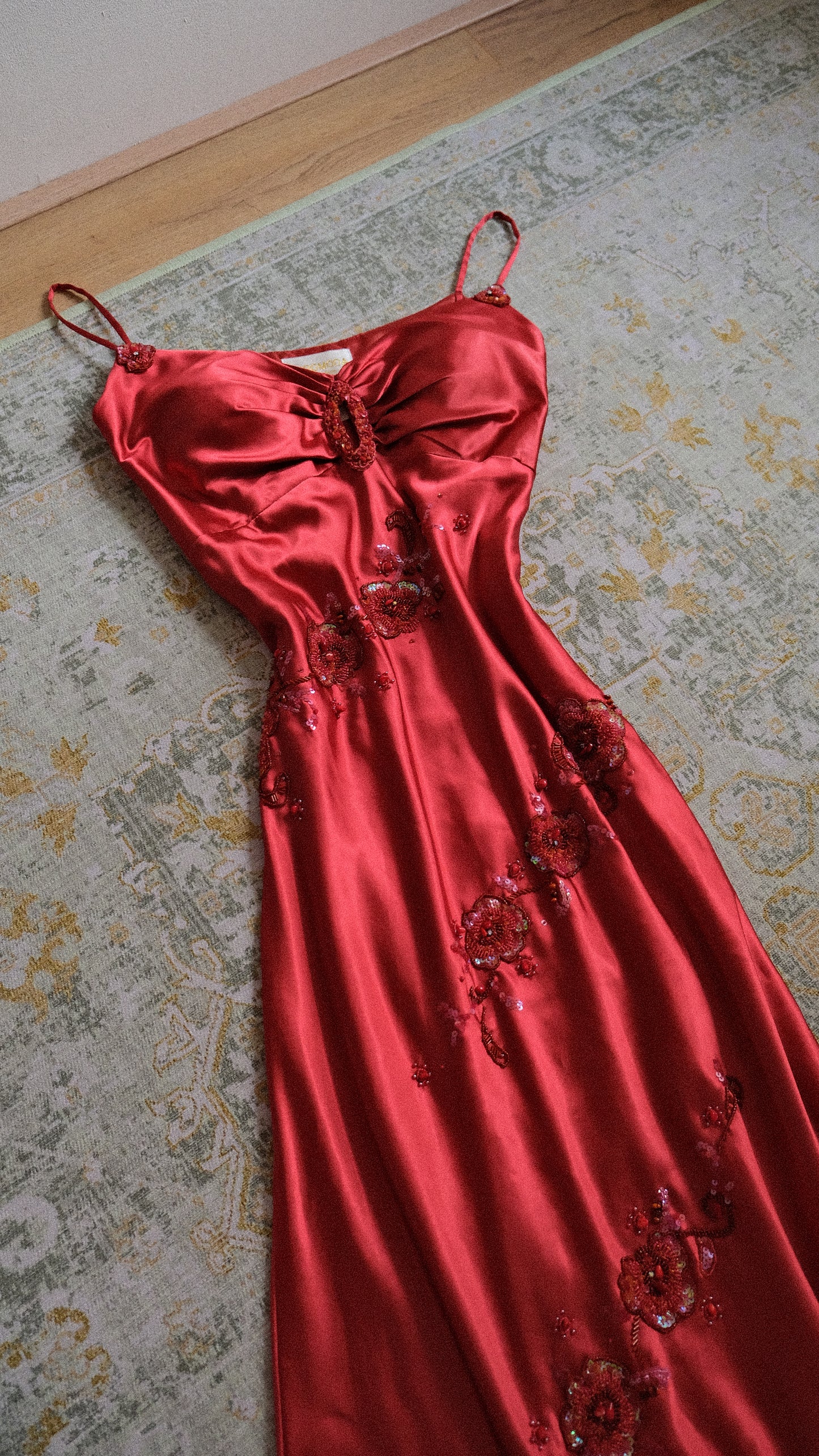 Red fairytale evening dress (M)