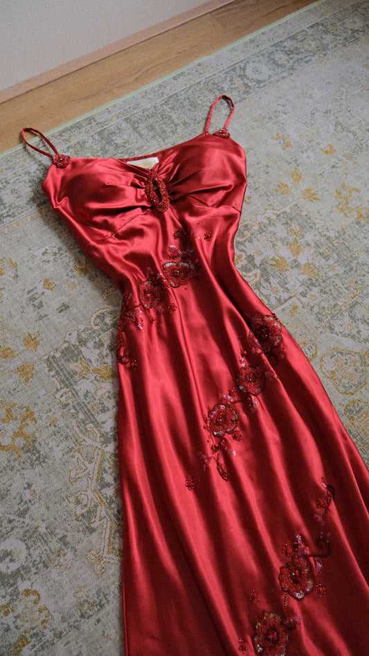 Red fairytale evening dress (M)