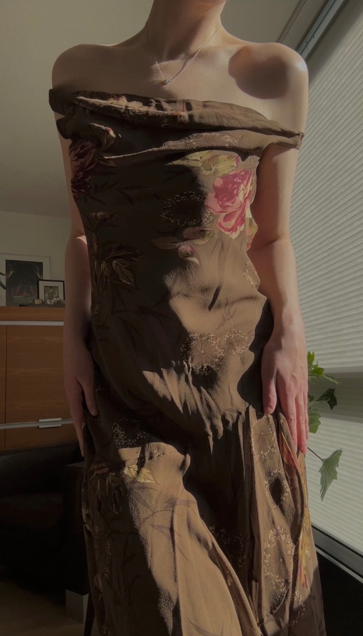 Vintage floral summer dress (S-M)