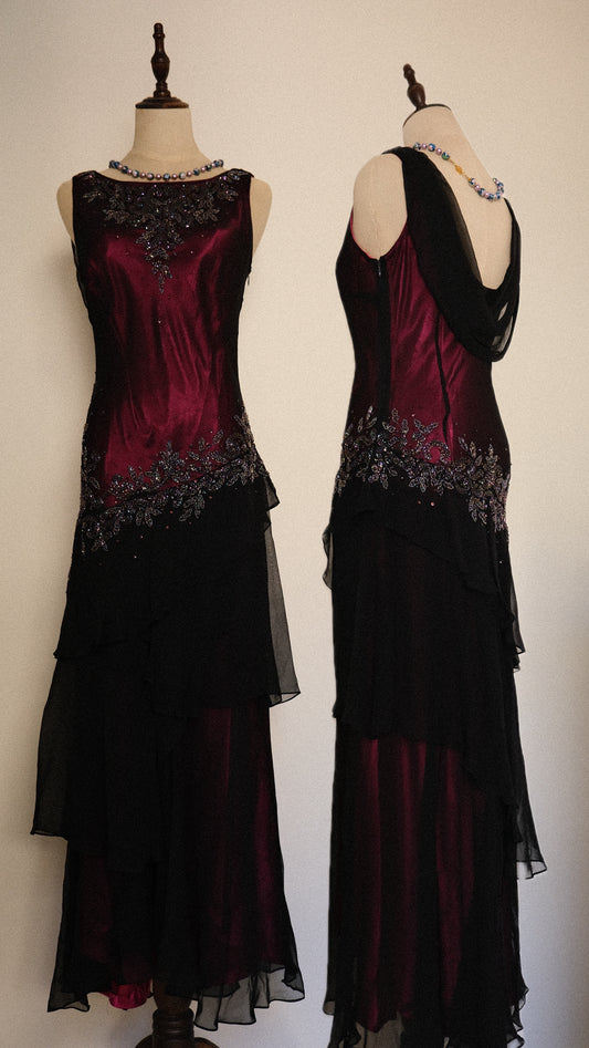 Noir Berry dress (M)